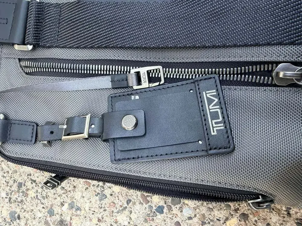 Tumi alpha bravo